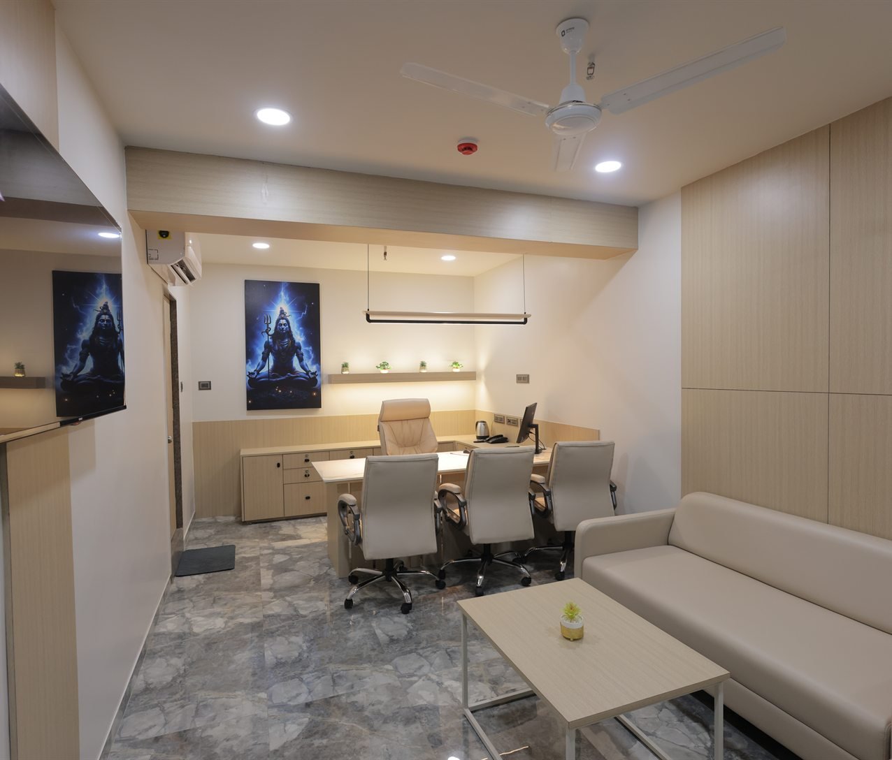 Consultation room at Atlas Hospital Gandhidham